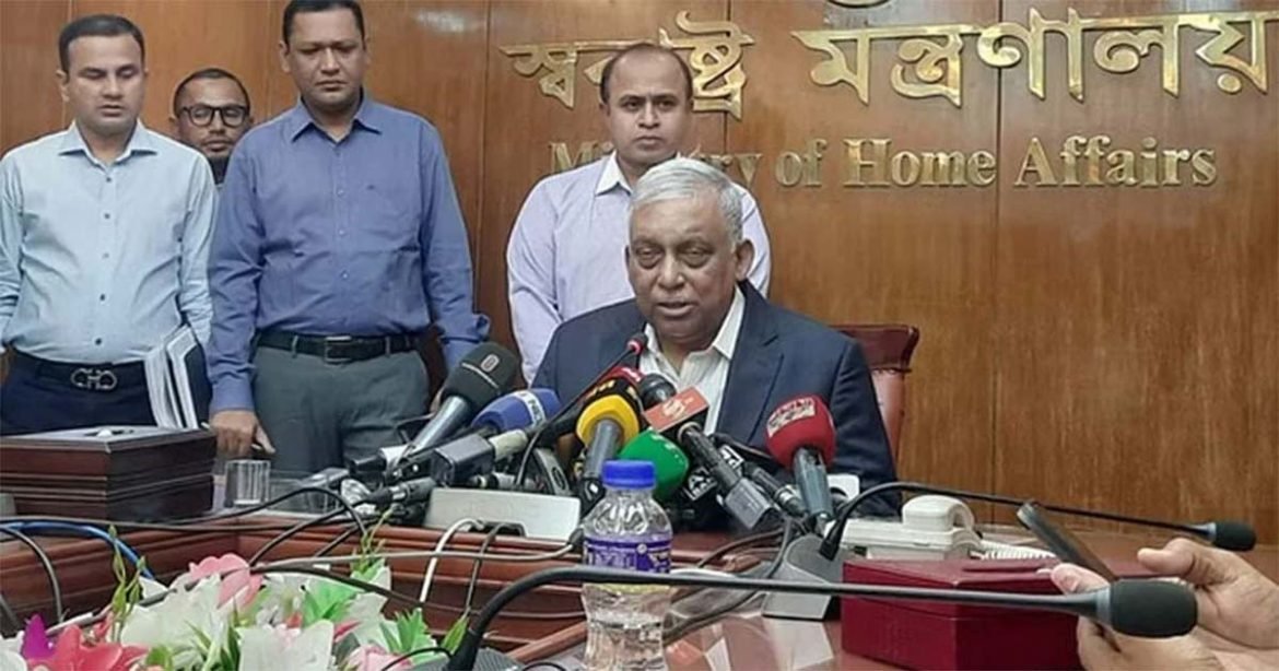 আনসারকে গ্রেপ্তারের অনুমতি কখনোই দেওয়া হয়নি, আজকেও হবে না: স্বরাষ্ট্রমন্ত্রী