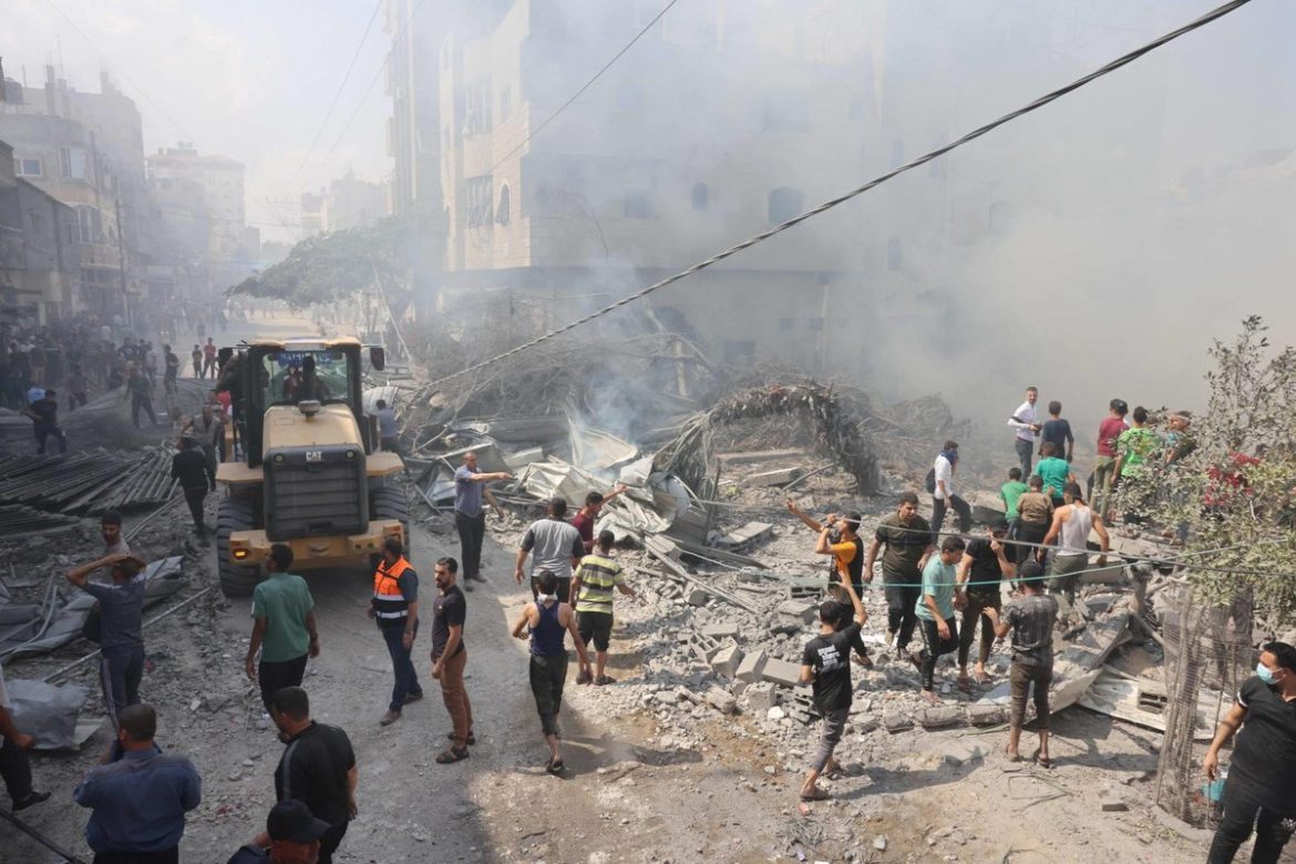 গাজায় মানবিক সহায়তা পৌঁছাতে মিশর সীমান্ত খুলে দেওয়ার সিদ্ধান্ত