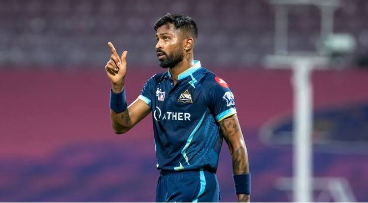 গুজরাট ছেড়ে মুম্বাইতে ফিরছেন হার্দিক