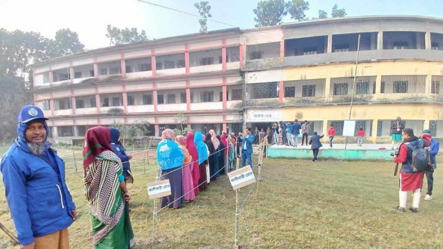 ভোটকেন্দ্রে সহকারী প্রিসাইডিং কর্মকর্তার মৃত্যু