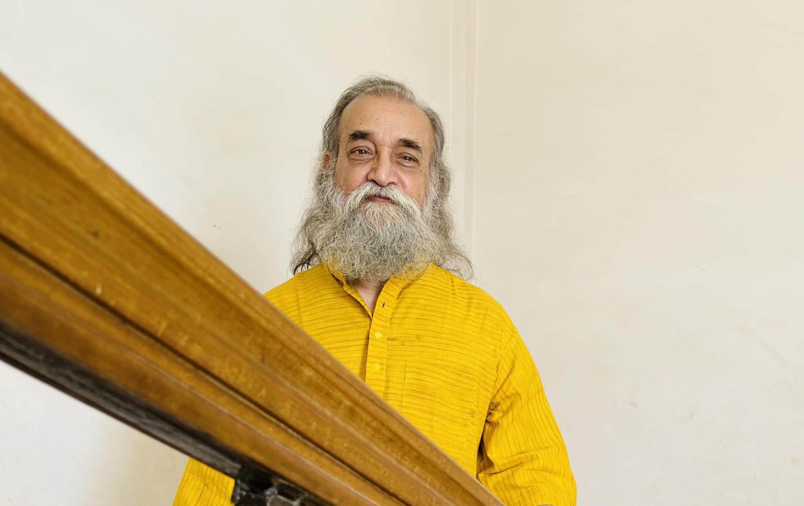 কবি অসীম সাহা