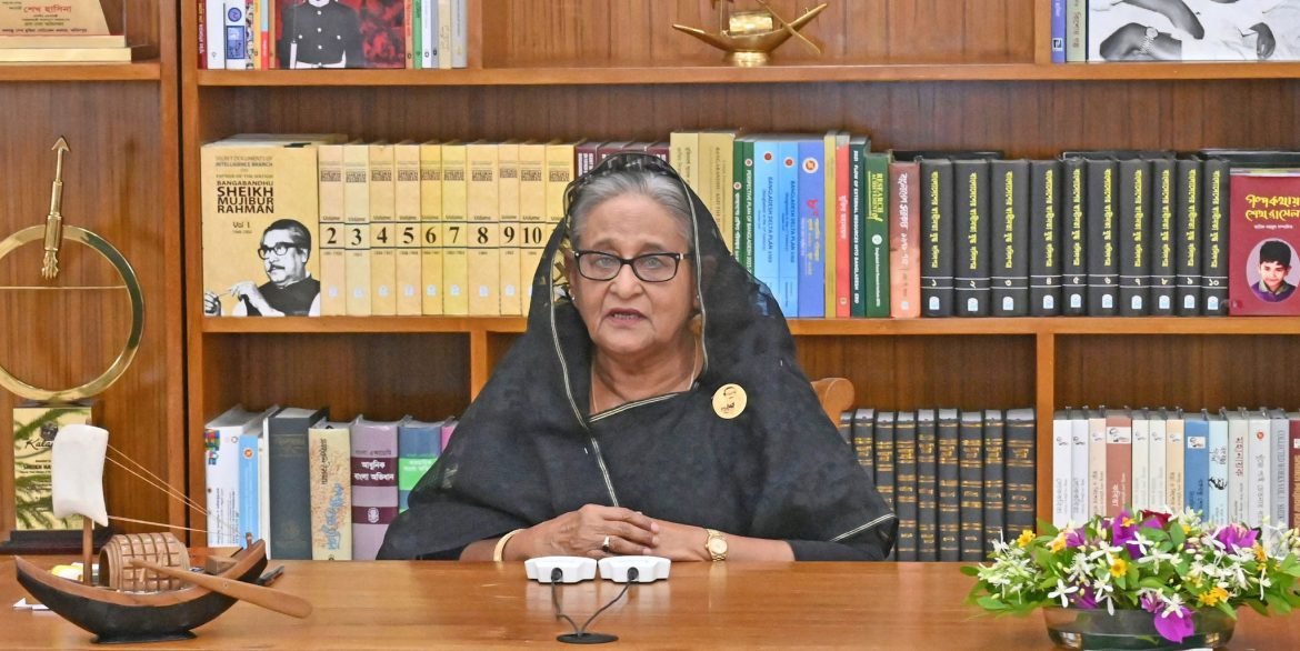 জাতির উদ্দেশে ভাষণরত প্রধানমন্ত্রী শেখ হাসিনা