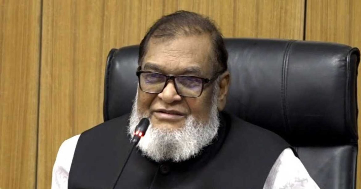 আ ক ম মোজাম্মেল হক