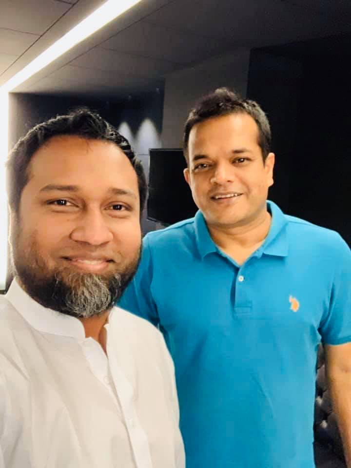 তাপস-খোকনের সেলফি