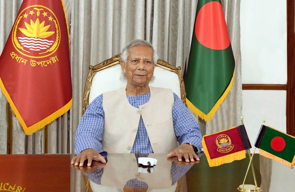 জাতির উদ্দেশে ভাষণ দিচ্ছেন প্রধান উপদেষ্টা ড. মুহাম্মদ ইউনূস