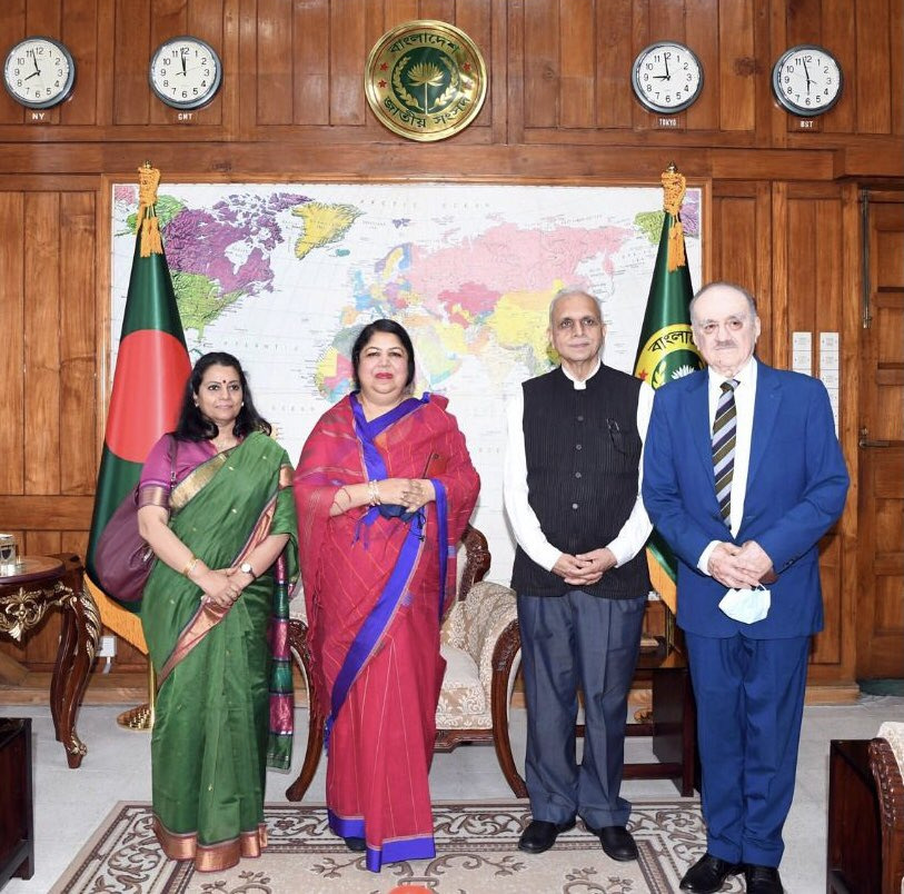 শিরীন শারমিন চৌধুরীর সঙ্গে শ্রীরাধা দত্ত।