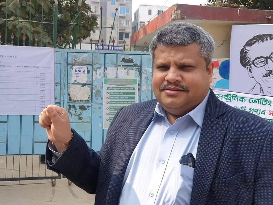 রিজেন্ট হাসপাতাল লিমিটেডের চেয়ারম্যান মোহাম্মদ সাহেদ