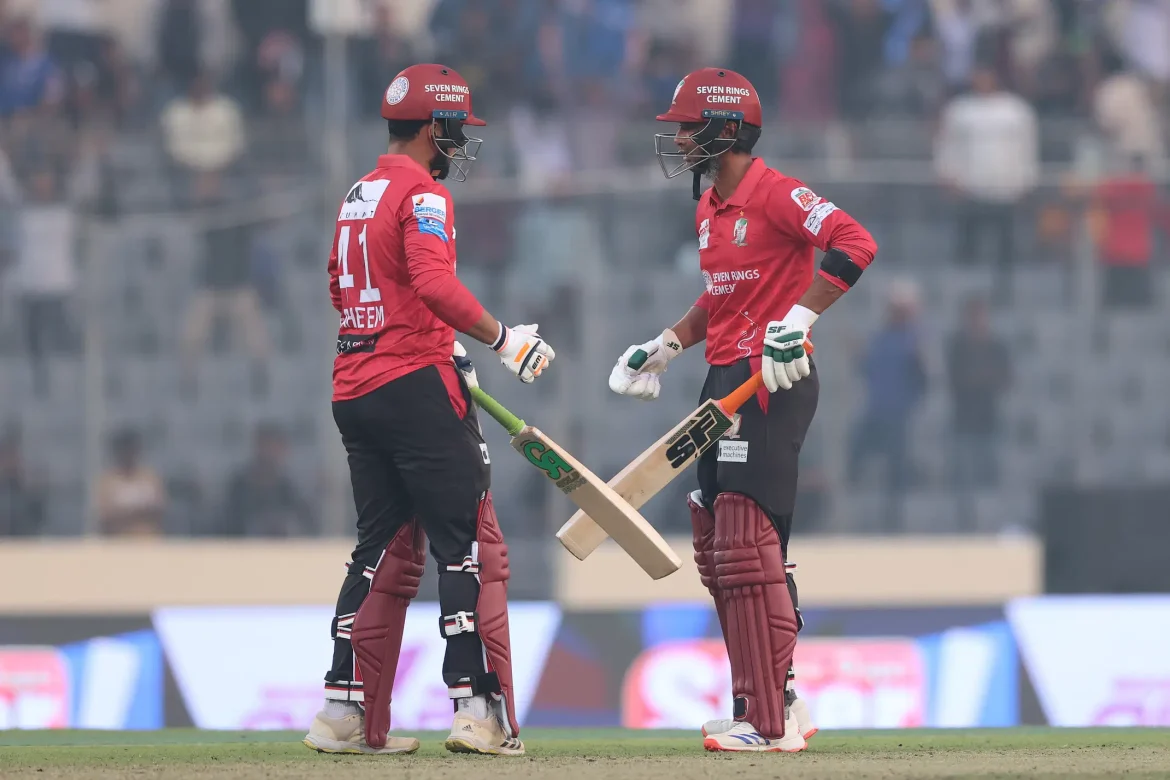 ৩৫ বলে ৮৮ রান এসেছে ফাহিম আশরাফ ও মাহমুদউল্লাহর জুটিতে