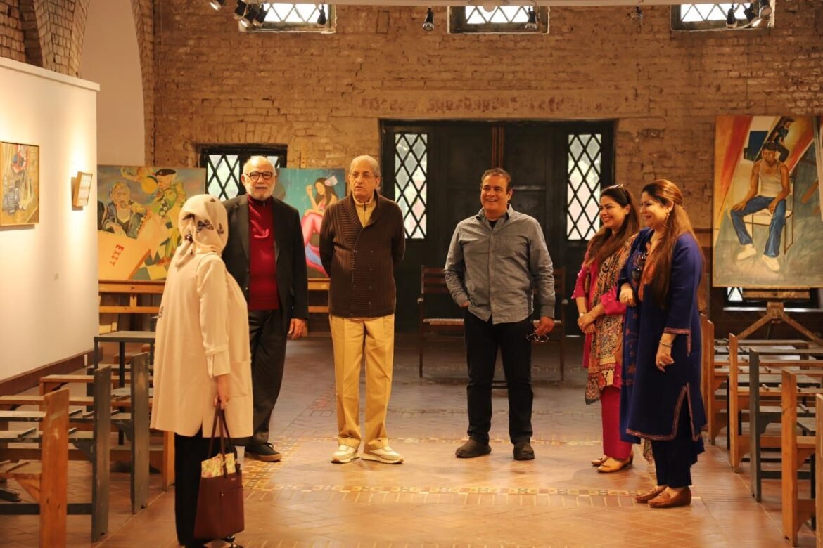 ওয়ালড সিটি লাহোর অথরিটির প্রতিনিধিদলের একাংশ