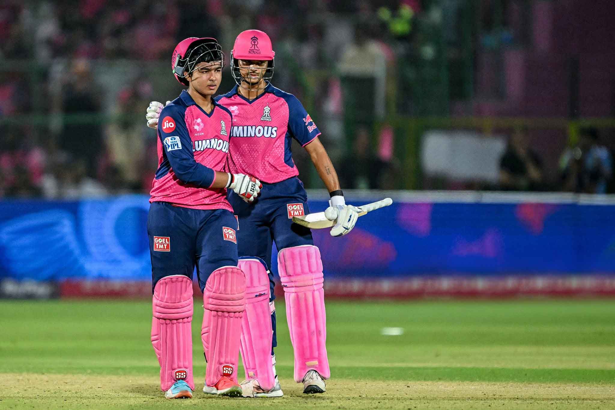 যশস্বী জয়সওয়ালের সঙ্গে বৈভব সূর্যবংশী