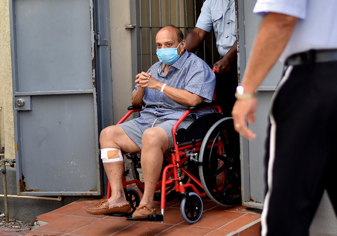 গ্রেফতারের পর মেহুল চোকসি