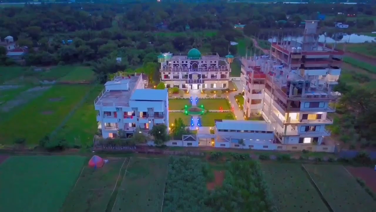 মাদরাসাতুল মাদীনাহ